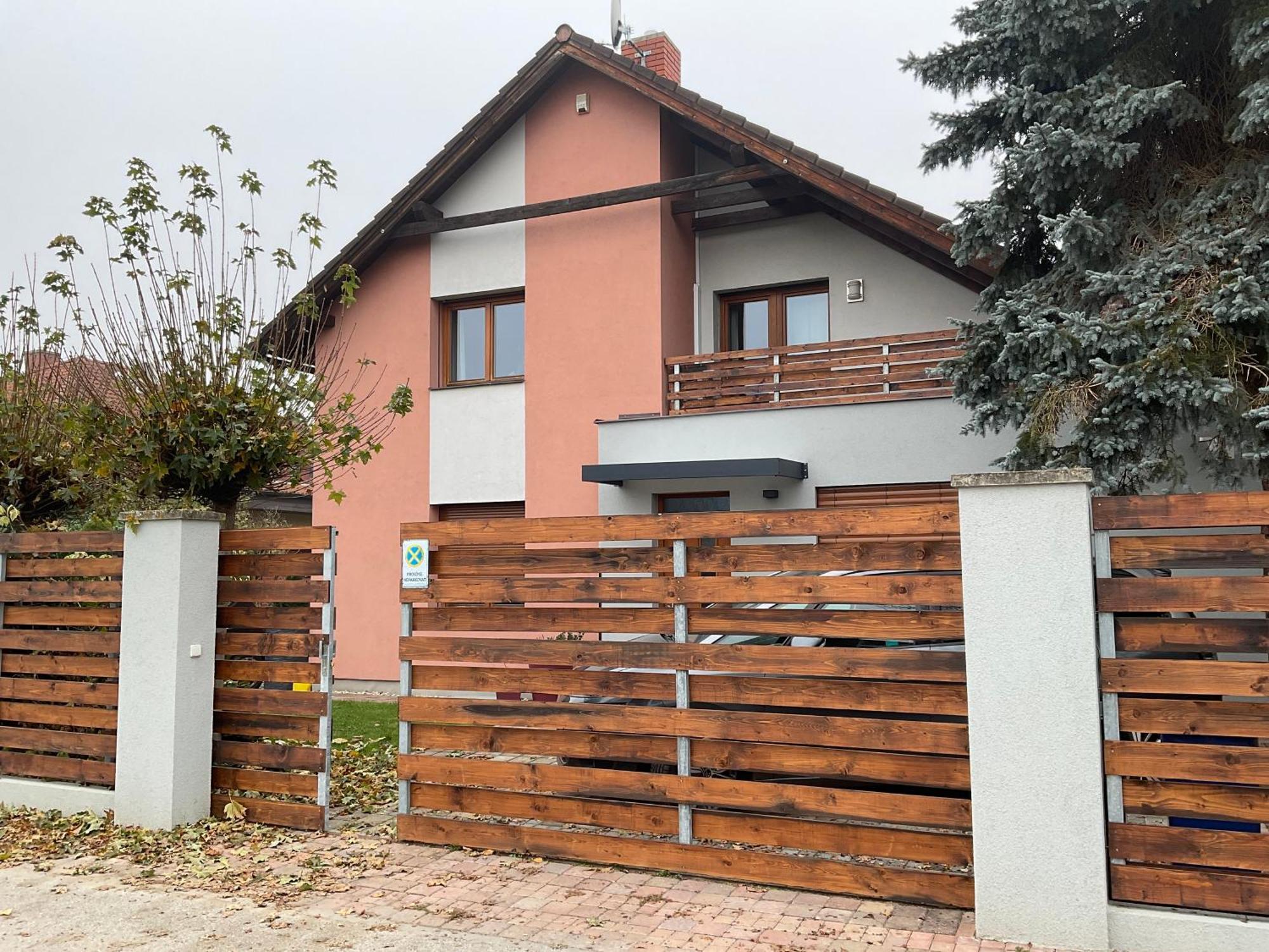 Apartman U Lesa Nové Jirny Esterno foto